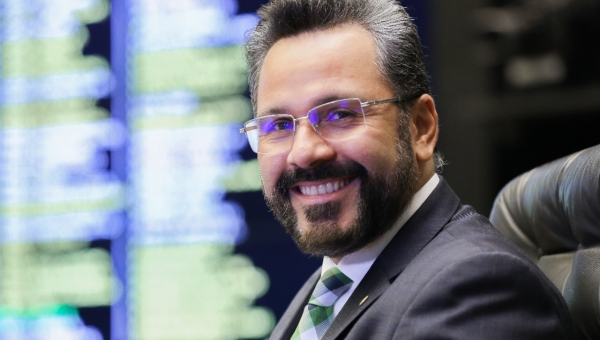 Emenda de Alan Rick garante equipamentos para unidades de saúde de Porto Walter